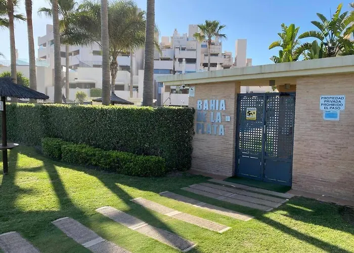 Bahia De La Plata-exclusive Seafront Apartment-4pax Estepona